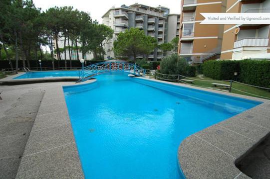Residence Cristallo - Sabbiadoro Lignano Sabbiadoro Eksteriør billede